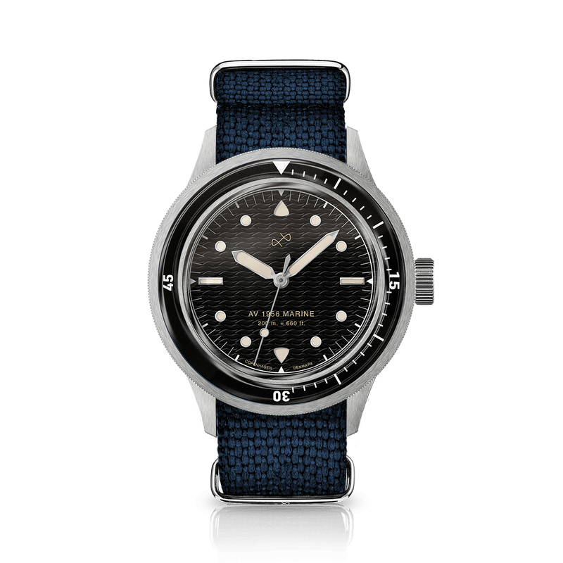 1956 Marine, Steel / Black